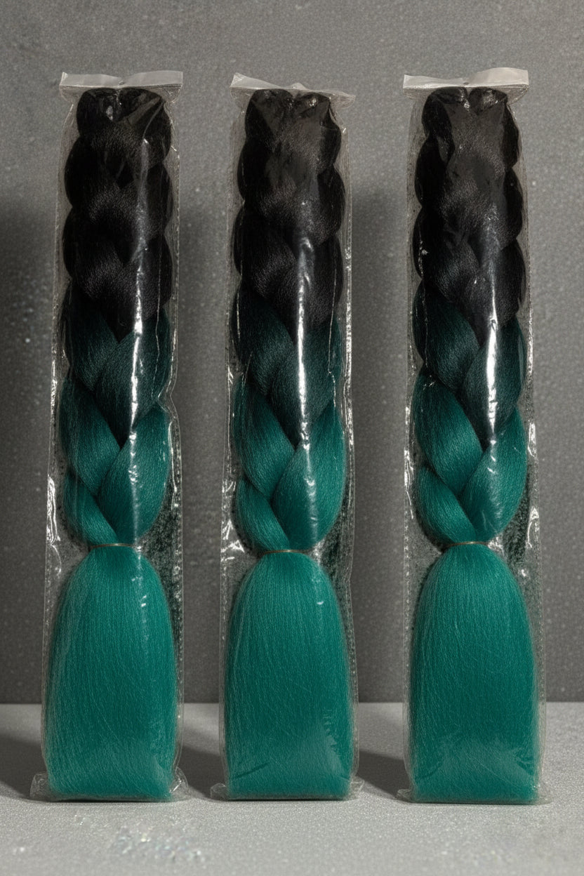 Jumbo hair extension natural black with green